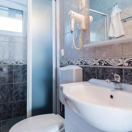 One-bedroom With Sea View 05 *