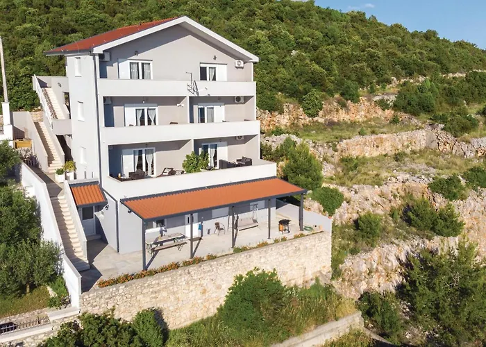One-bedroom With Sea View 05