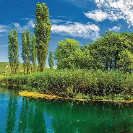 Daire One-bedroom With Sea View 05