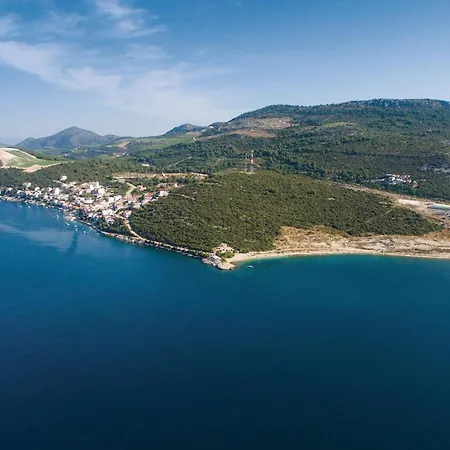 One-bedroom With Sea View 05 Klek