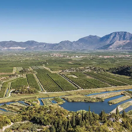 One-bedroom With Sea View 05 Klek