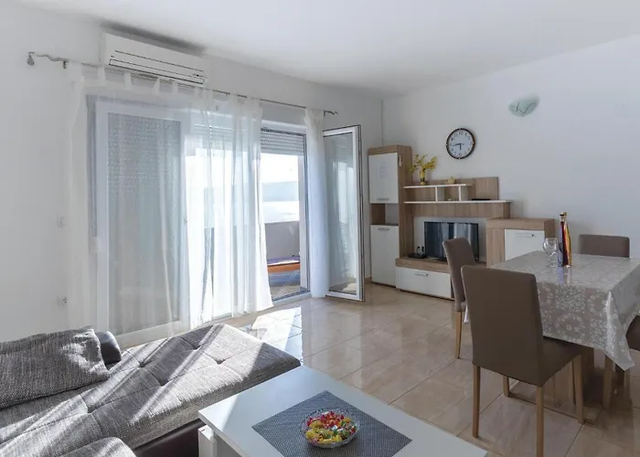 公寓 One-bedroom With Sea View 05 *